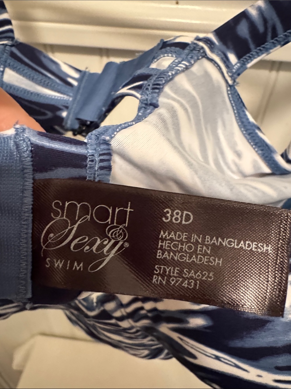 smart & sexy Navy and White Abstract Underwire Bikini Top - Picture 2 of 6